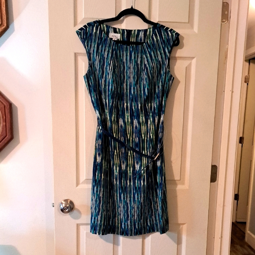 Alyx Elegant Blue and Green Sleeveless Dress - Picture 1 of 4